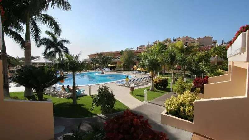 Apartamentos Jardín Del Conde