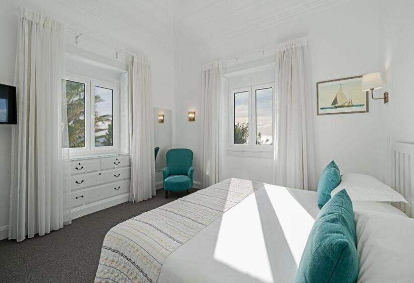 ホテル Albatroz Beach & Yacht Club