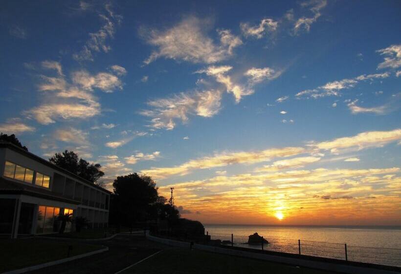 ホテル Albatroz Beach & Yacht Club