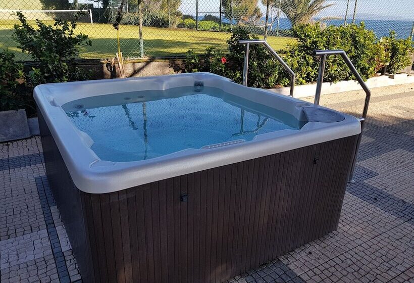 ホテル Albatroz Beach & Yacht Club