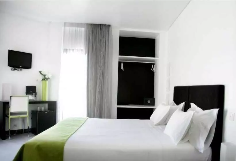 Отель Benavente Vila