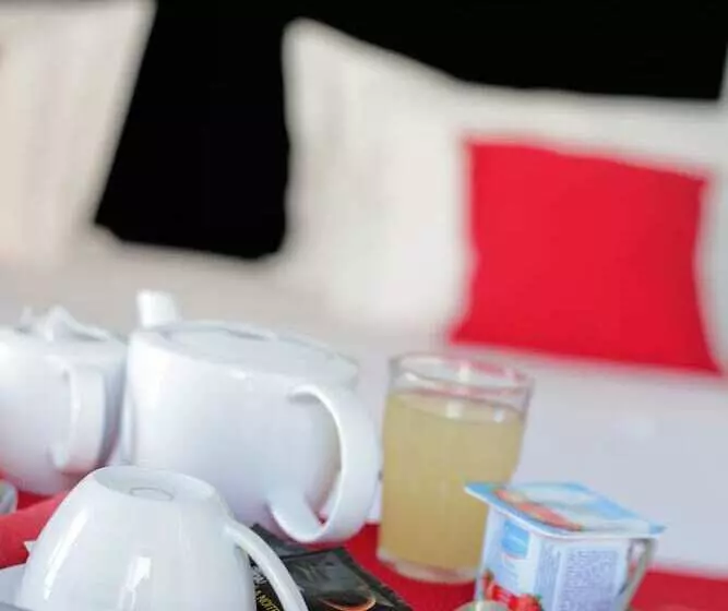 Отель Benavente Vila