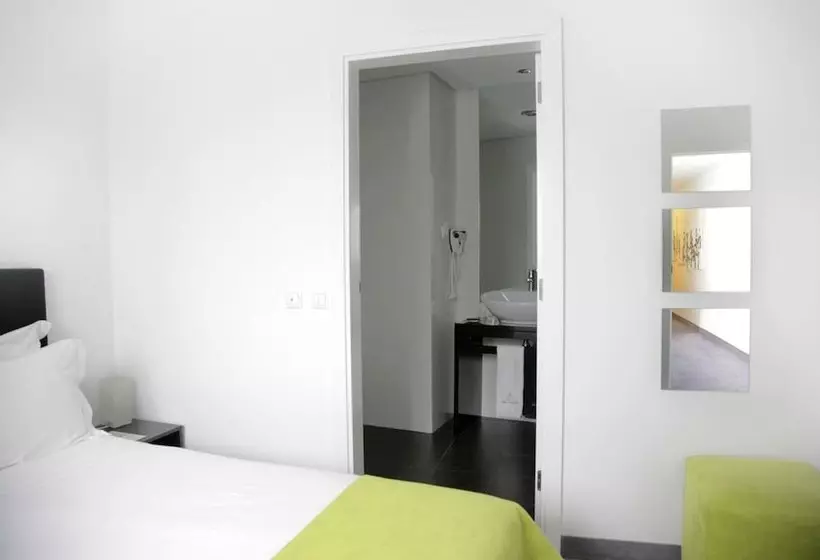 Отель Benavente Vila