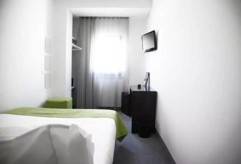 Отель Benavente Vila