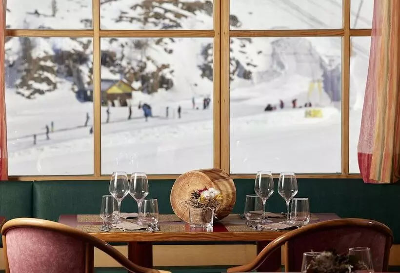 Blu Hotel Senales Zirm Cristal