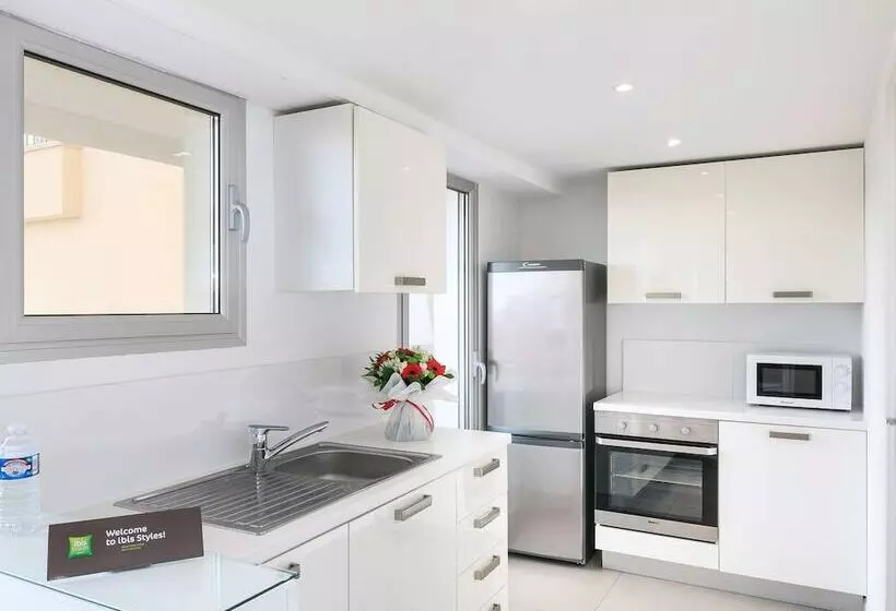 فندق Ibis Styles Menton Centre