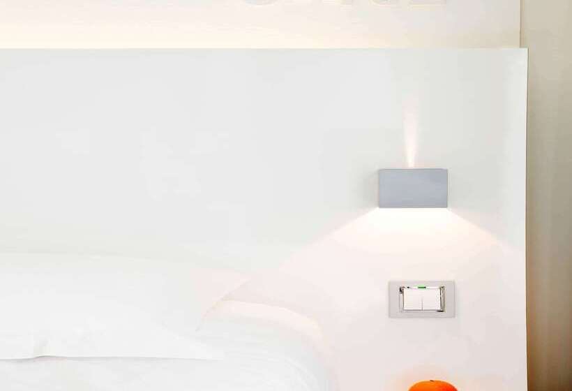 Hotel Ibis Styles Menton Centre