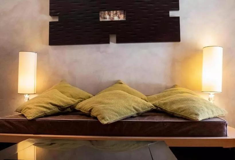 هتل Intown Luxury House