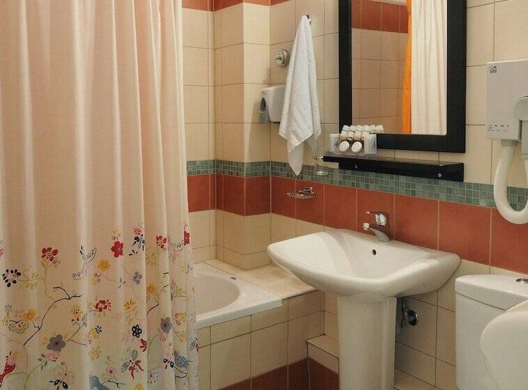 בית מלון כפרי Jennifer Home