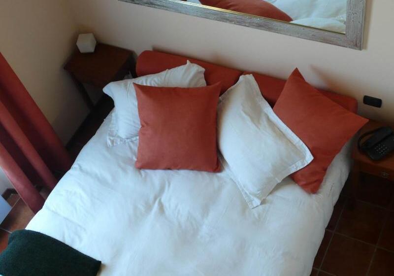 בית מלון כפרי Locanda Delle Corse