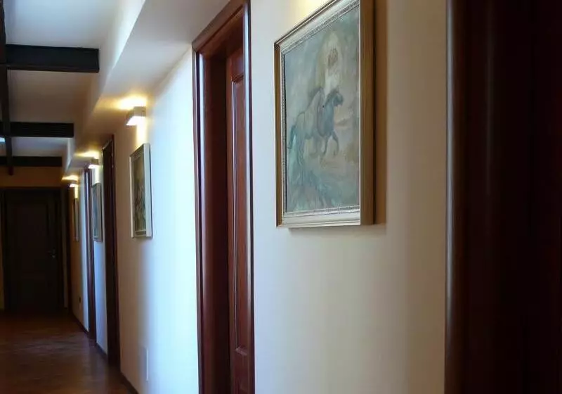 هتل Locanda Delle Corse