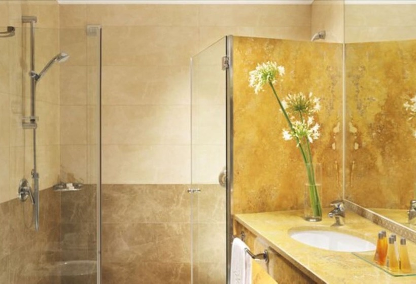 בית מלון כפרי Poli