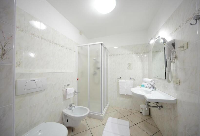 هتل Residence Zust