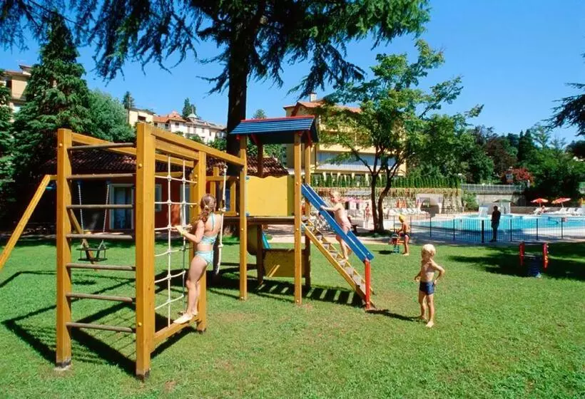 هتل Residence Zust