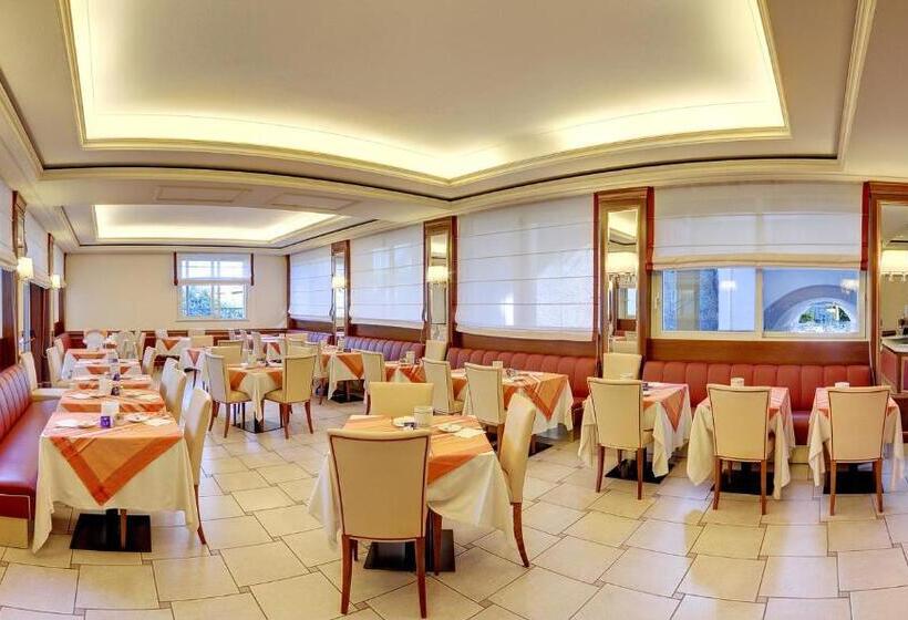 هتل Residence Zust