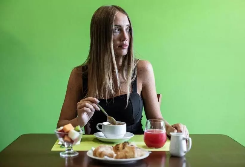 Отель Riviera Del Sole