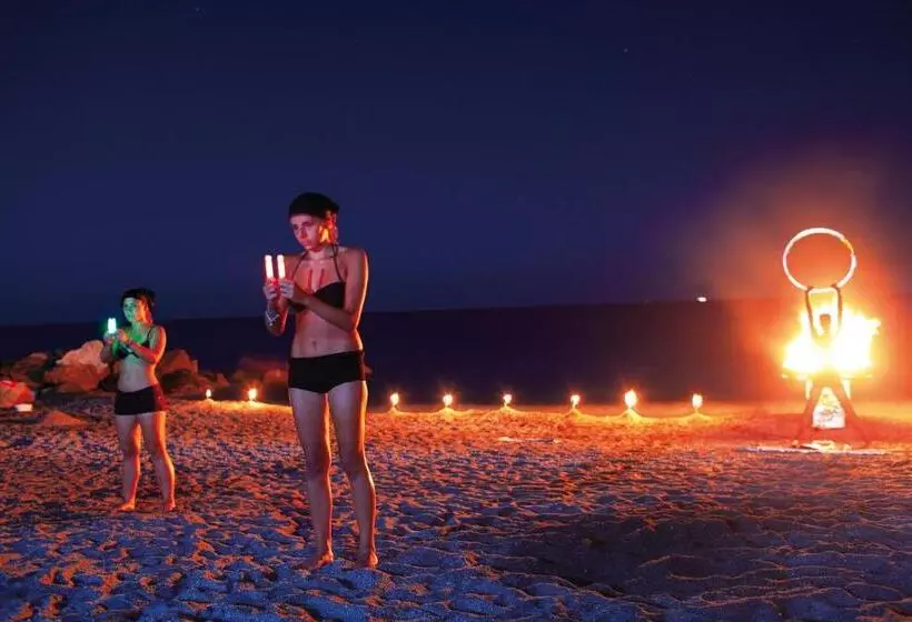 Отель Riviera Del Sole