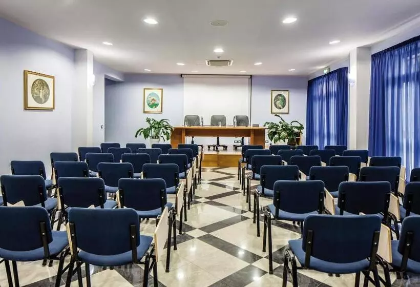 Отель Riviera Del Sole