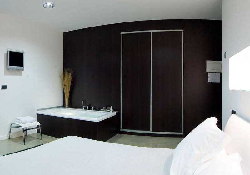 فندق ريفى Merindades De Navarra