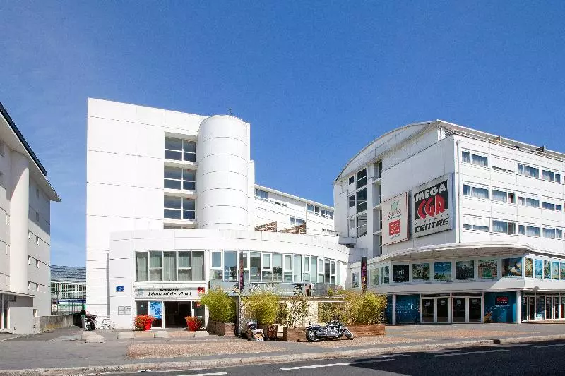 בית מלון כפרי Séjours & Affaires Tours Léonard De Vinci