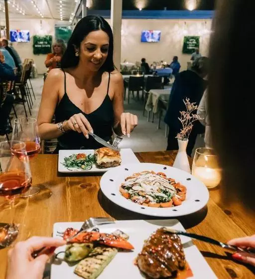 Отель Telesilla