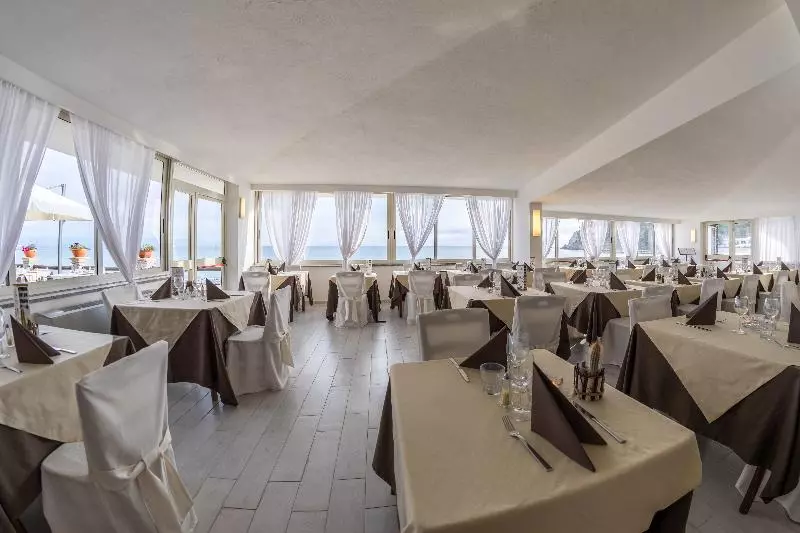 فندق Villaggio Baia D'Ercole