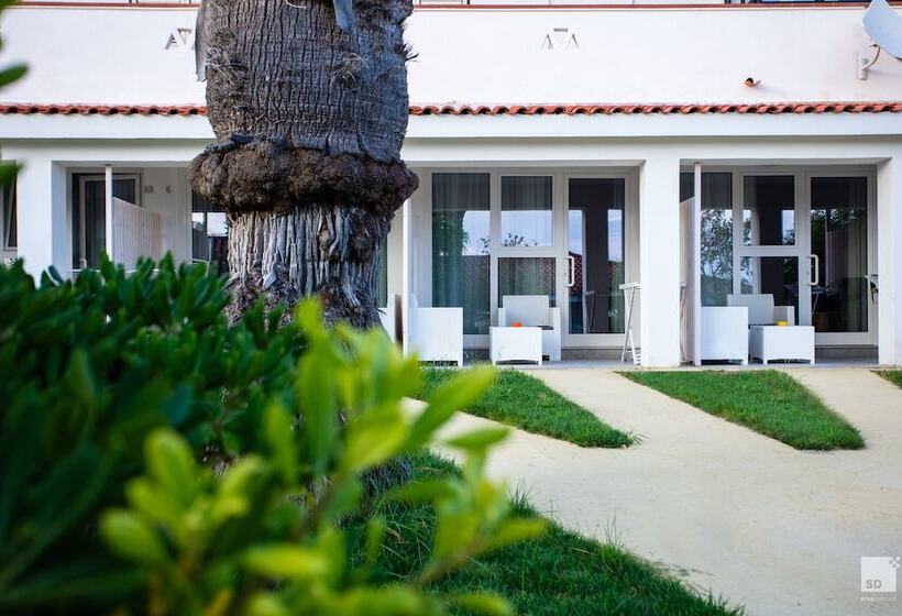 Otel Villaggio Baia D'Ercole