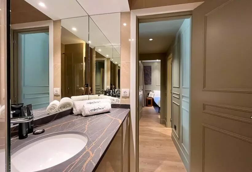 Passeig De Gracia Apartment