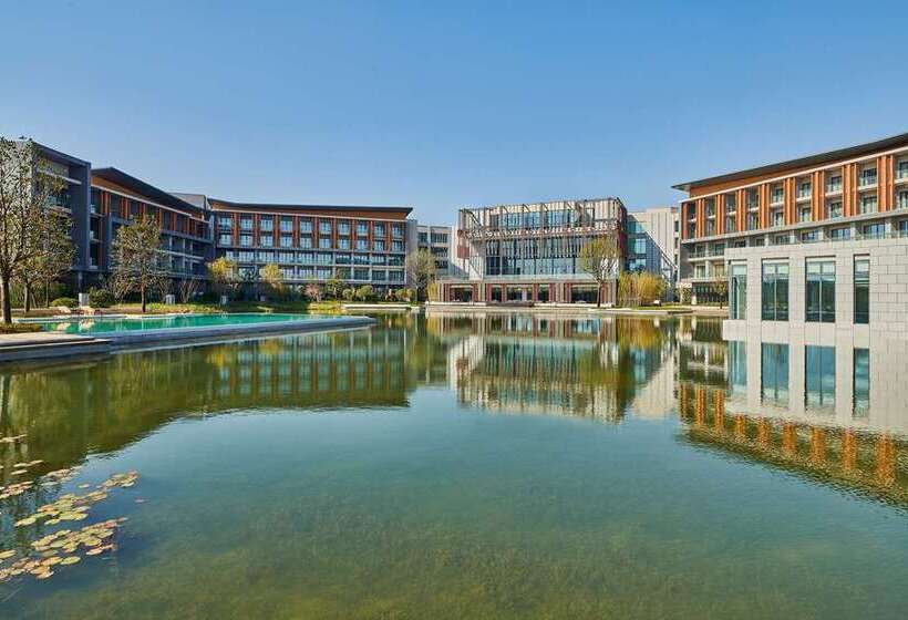 Hotel Hilton Shanghai Fengxian