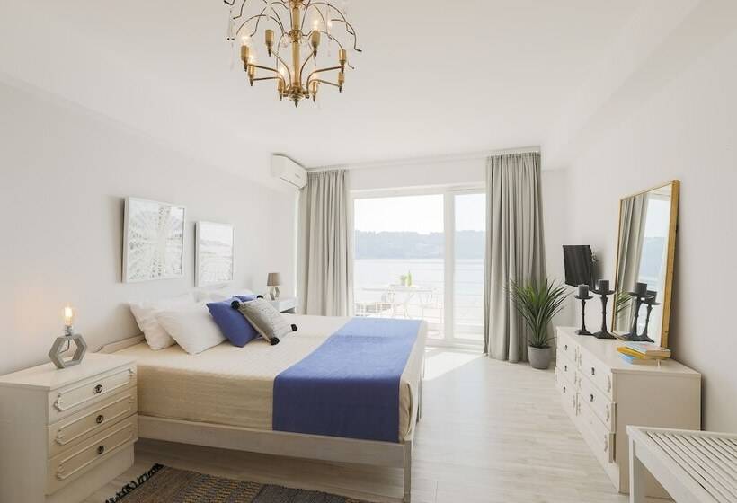 פנסיון Casa Blue Marine