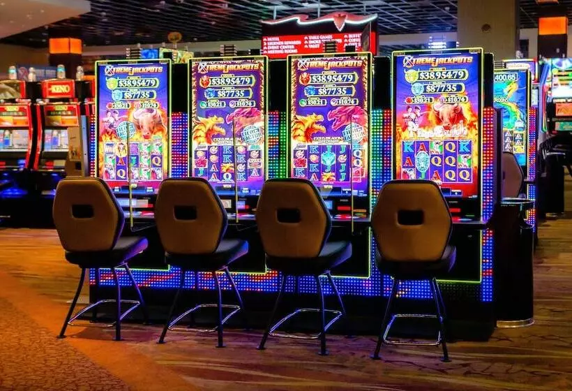 Hotelli Legends Casino