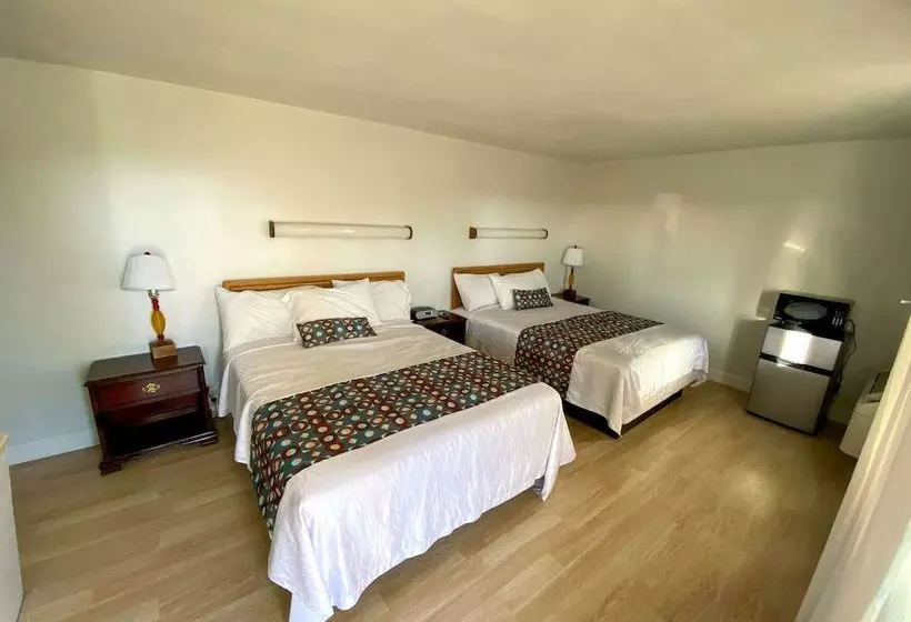 モーテル Rodeway Inn
