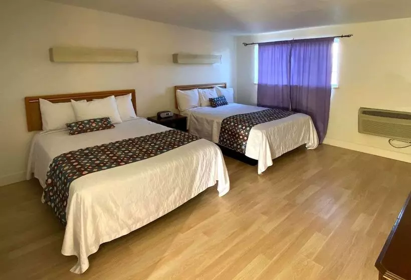 モーテル Rodeway Inn