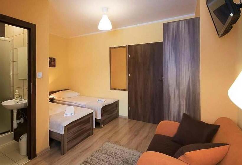 پانسیون Słoneczny Dworek