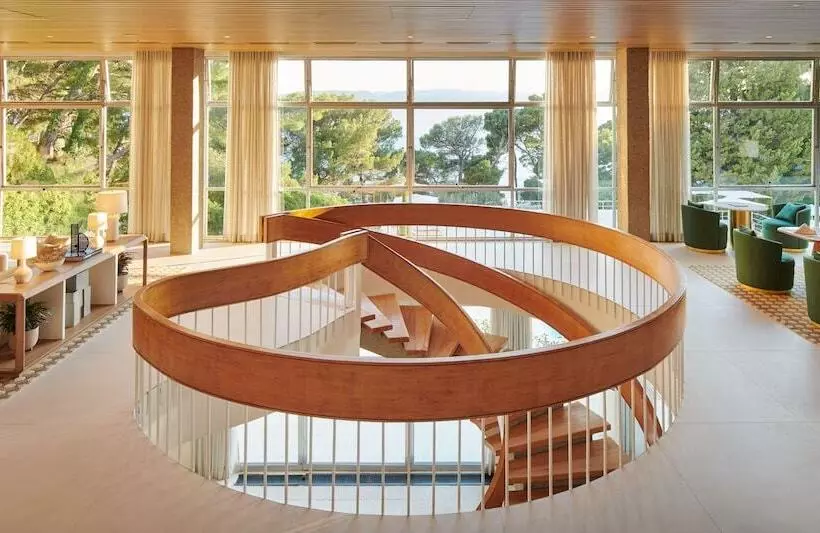 Bluesun Hotel Maestral