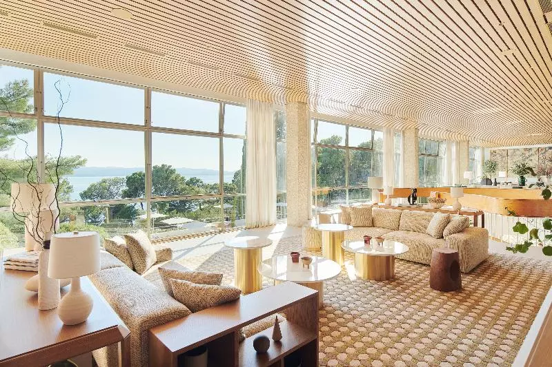 Bluesun Hotel Maestral