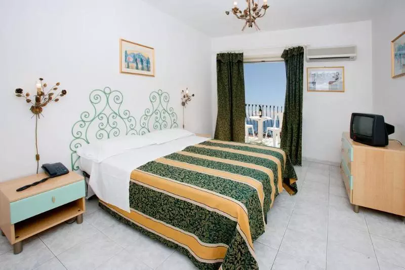 בית מלון כפרי Da Peppe