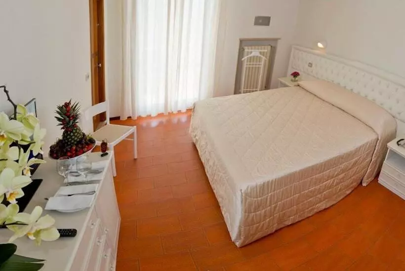 ホテル Diplomatic