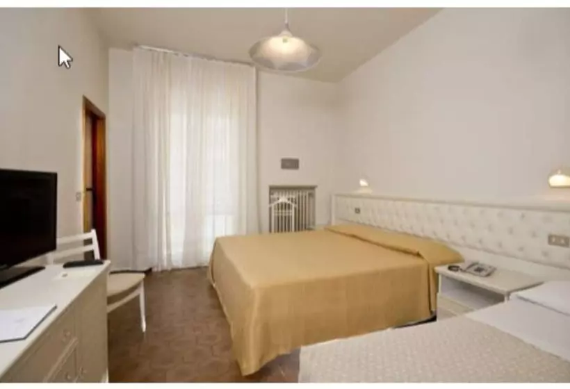 ホテル Diplomatic