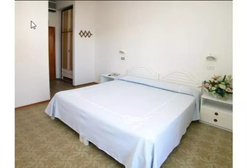 ホテル Diplomatic