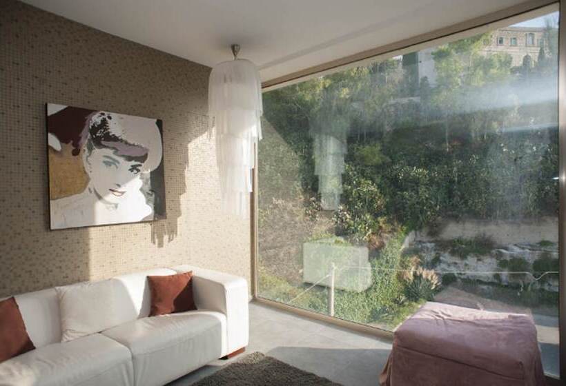 בית מלון כפרי Ferro