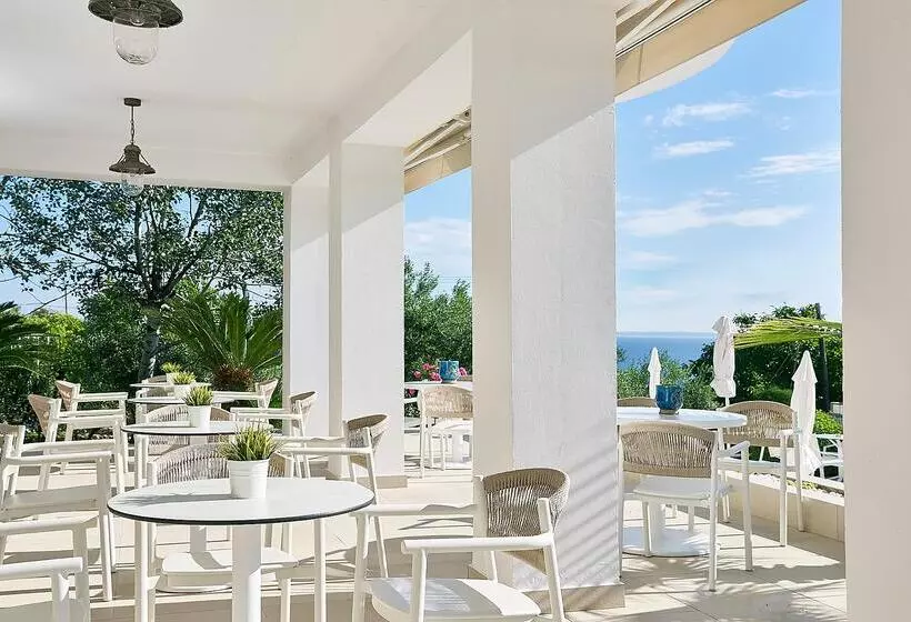 Отель Glavas Inn