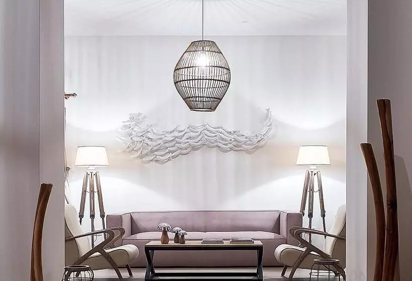 Отель Glavas Inn