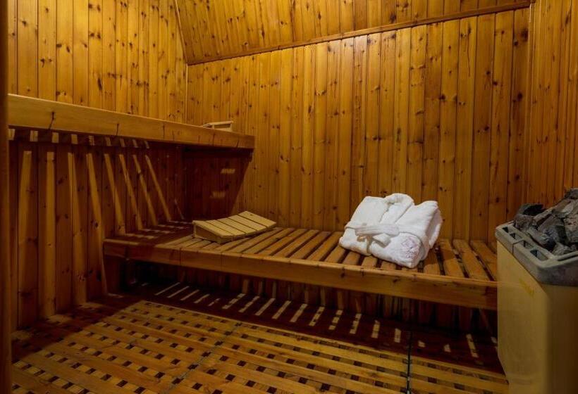 فندق Chrispy Beach Resort, Agia Marina