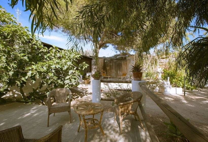 בית מלון כפרי L'oasi Villaggio Albergo