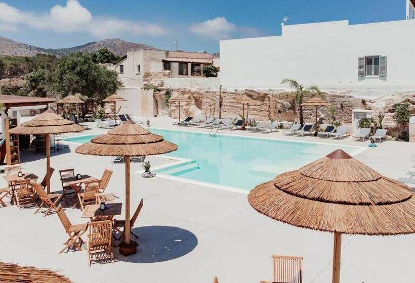 בית מלון כפרי L'oasi Villaggio Albergo