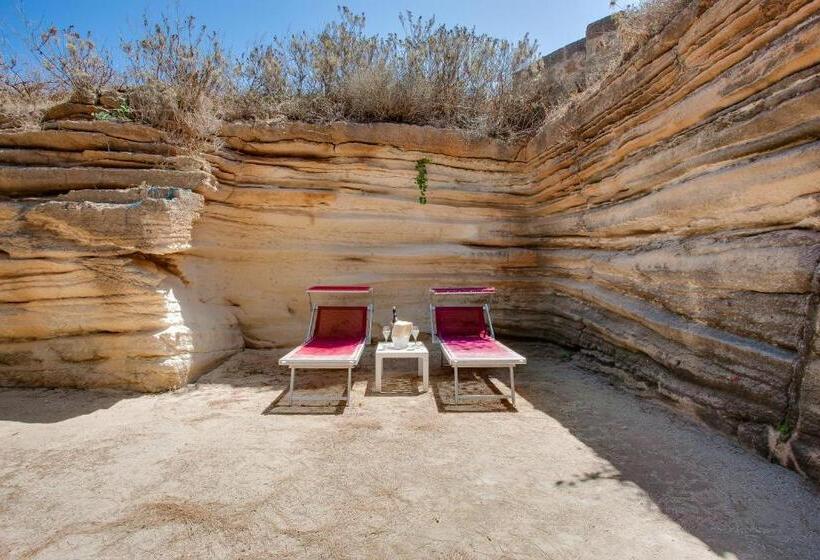 בית מלון כפרי L'oasi Villaggio Albergo