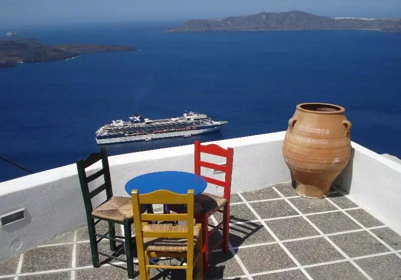 酒店 Manos Small World