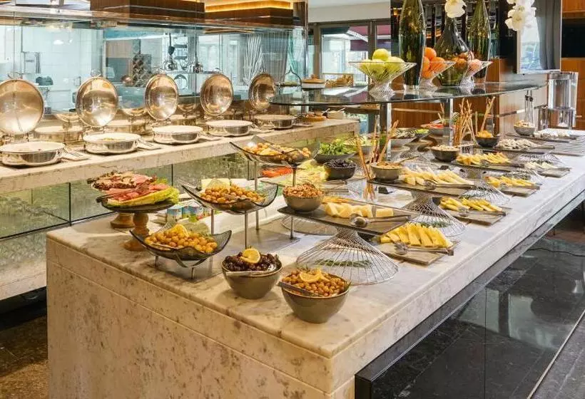 Отель Occidental Ankara