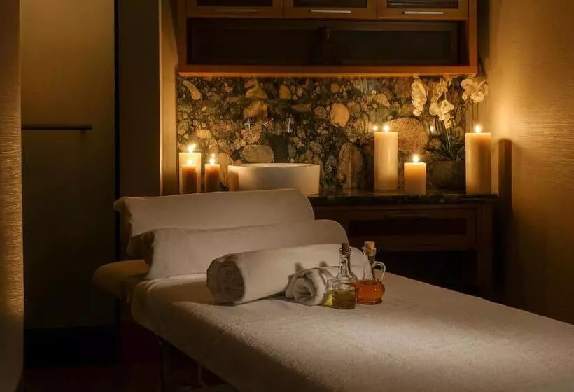 Отель Occidental Ankara